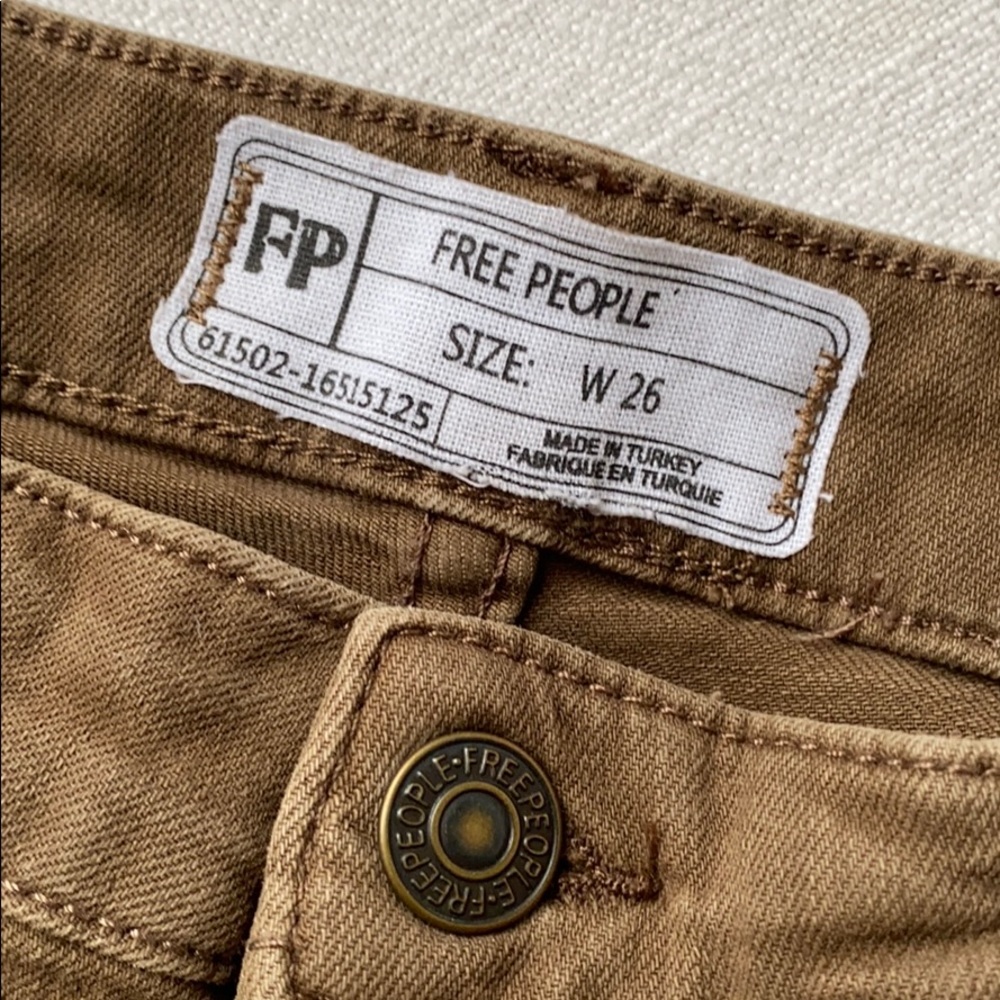 Free People size 26 Raw hem Jeans